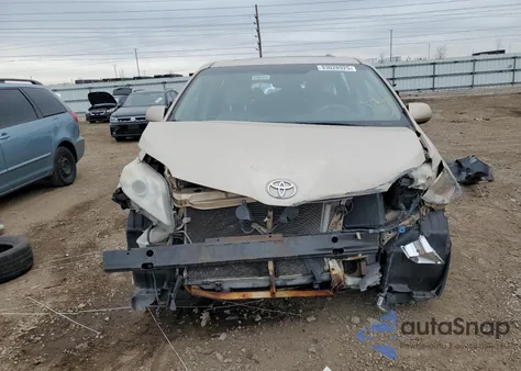 2013 Toyota Sienna Xle из США, поврежденный, VIN 5TDYK3DC2DS297732